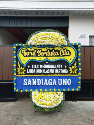 Papan Bunga Duka di Karondoran